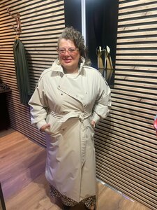 Normann middel lange zomerjas.