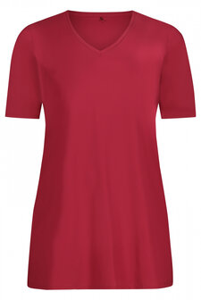 Plus Basics T-shirt met V-hals Ruby red