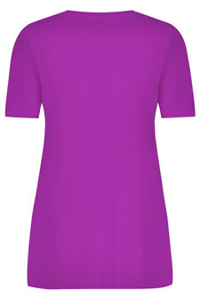 Plus Basics T-shirt met V-hals in cyclaam