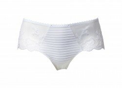 Elise shorty van Louisa  Bracq