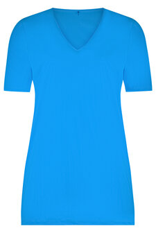 Plus Basics T-shirt slim fit in de kleur Azur.