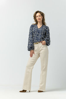 Label Dot Airlie