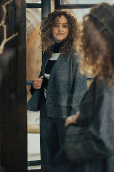 Label Dot Desiree
