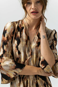 Label Dot Sarah