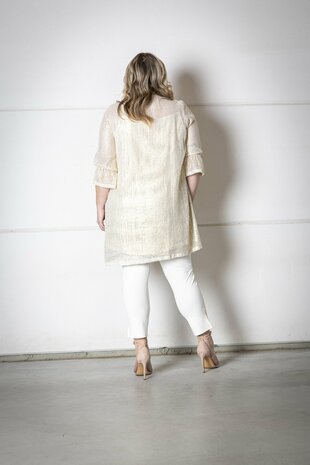 Only-M vest.