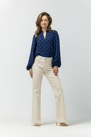 Label Dot Alana