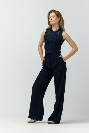 Label Dot Margo