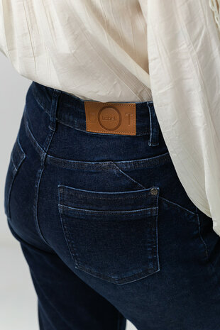 Label Dot Roos