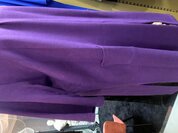 Vest met splitjes in twee kleuren.