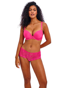 Short serie Fascinate in pink.