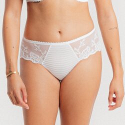 Elise shorty van Louisa  Bracq