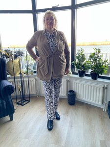 Wijde broek in panter print van only-M.