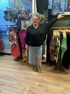 Bonita Avenue zomertrui in het zwart