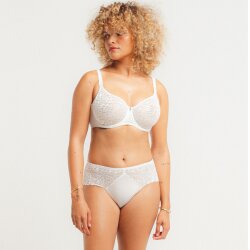 Louisa  Bracq volle cup Bh.