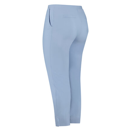 Broek 7/8 in light blue van Plus basics.