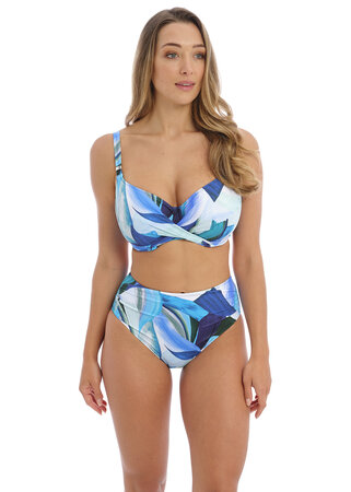 Fantasie Full brief Aguada beach.