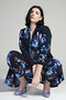 Lange Blazer in de print Fruit & Flowers van Plus Basics